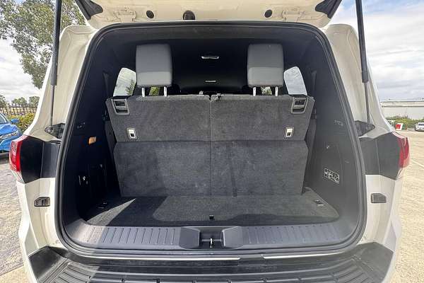 2023 Toyota Landcruiser GXL FJA300R