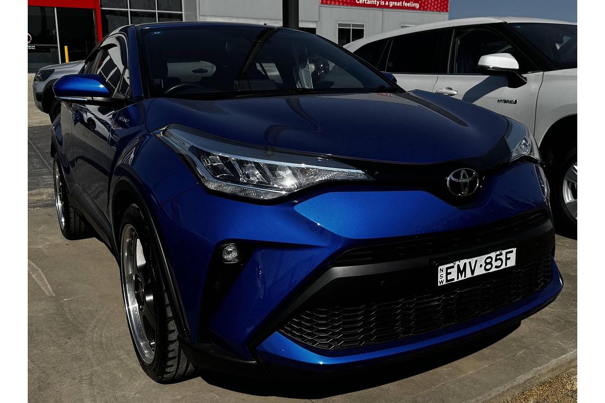2020 Toyota C-HR GXL NGX10R