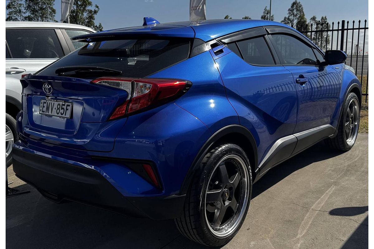 2020 Toyota C-HR GXL NGX10R