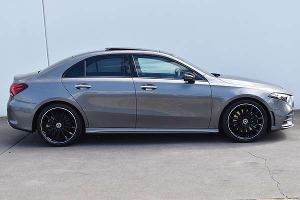 2022 Mercedes-Benz A-Class A250 V177