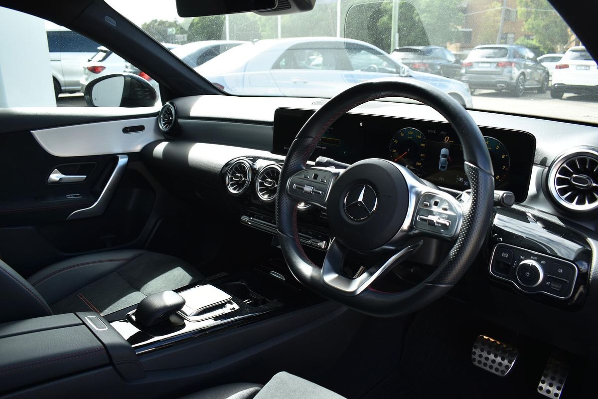 2022 Mercedes-Benz A-Class A250 V177