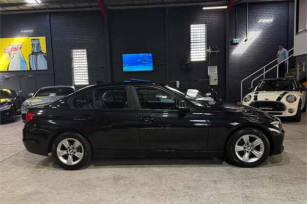 2013 BMW 3 Series 318d F30