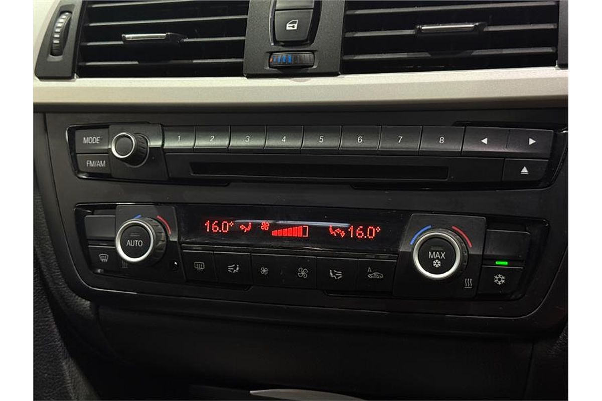 2013 BMW 3 Series 318d F30