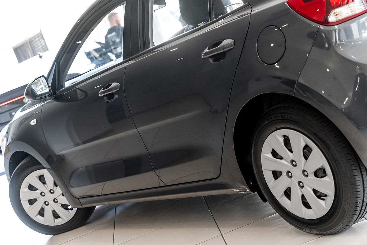 2018 Kia Rio S YB