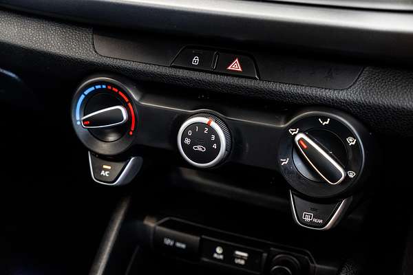 2018 Kia Rio S YB