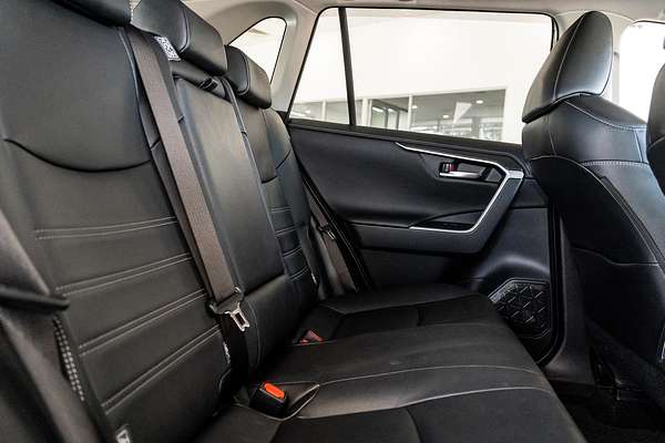 2021 Toyota RAV4 Cruiser AXAH52R