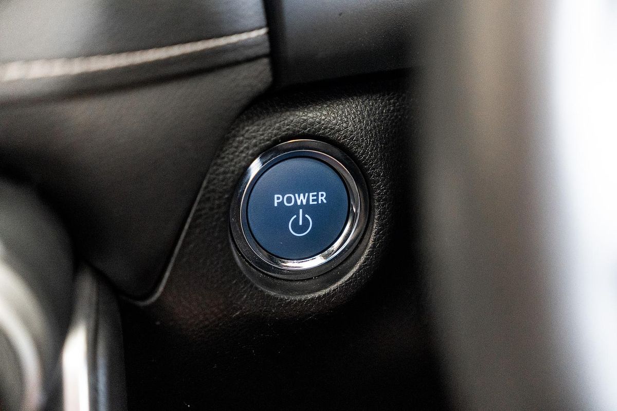 2021 Toyota RAV4 Cruiser AXAH52R