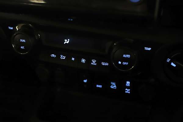 2021 Toyota Hilux SR5 GUN126R 4X4