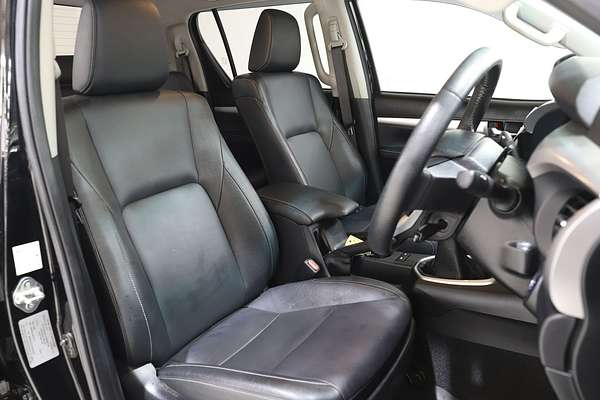 2021 Toyota Hilux SR5 GUN126R 4X4