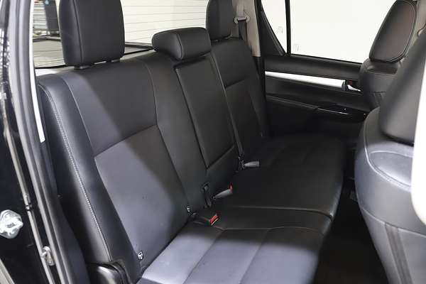 2021 Toyota Hilux SR5 GUN126R 4X4