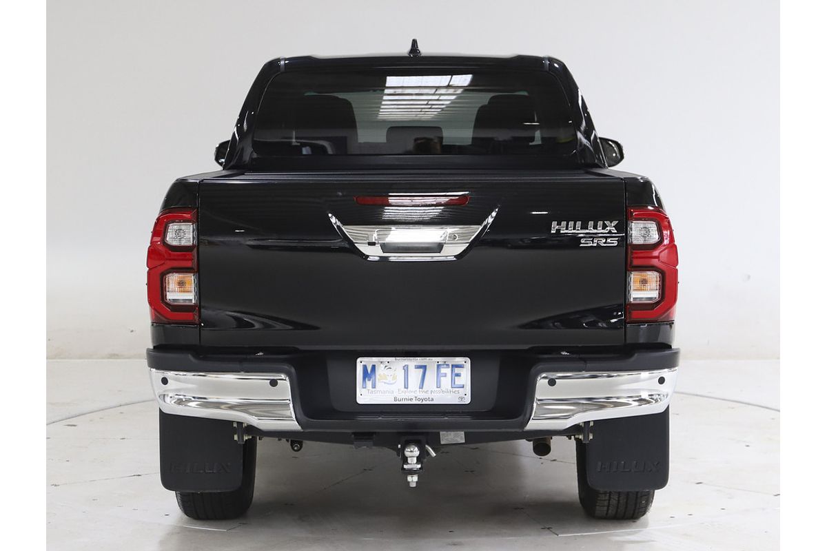 Hilux 4x4 SR5 2.8L T Diesel Manual Double Cab 