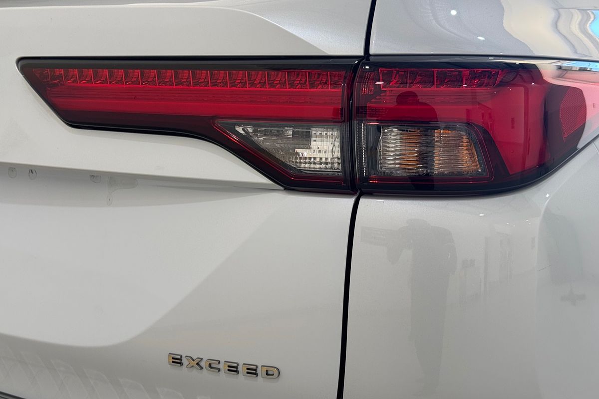 2022 Mitsubishi Outlander Exceed ZM