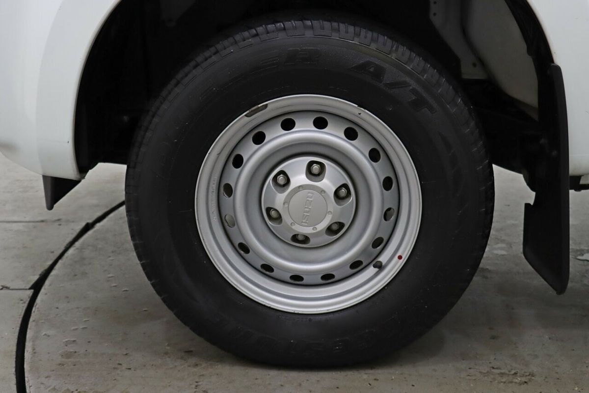 2018 Isuzu D-MAX SX High Ride Rear Wheel Drive