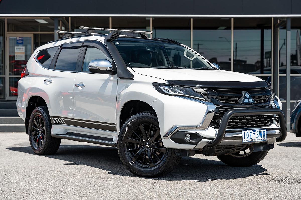 2019 Mitsubishi Pajero Sport Black Edition QE