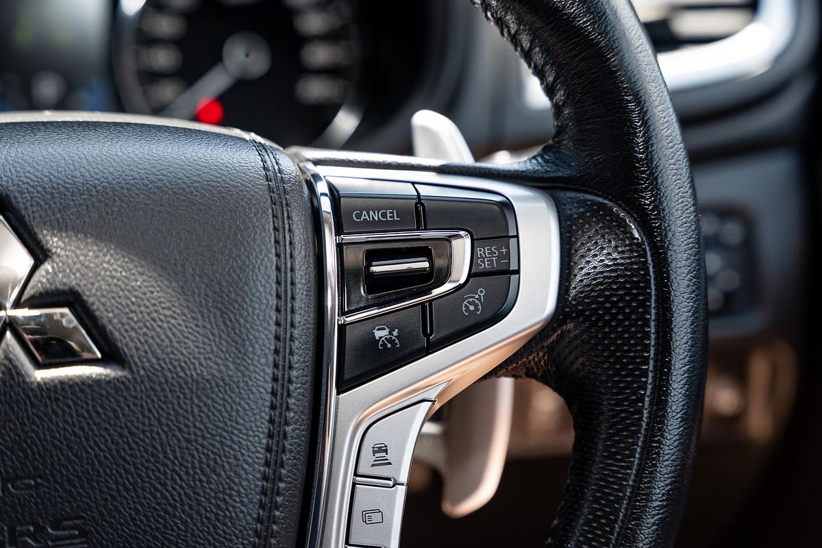 2019 Mitsubishi Pajero Sport Black Edition QE