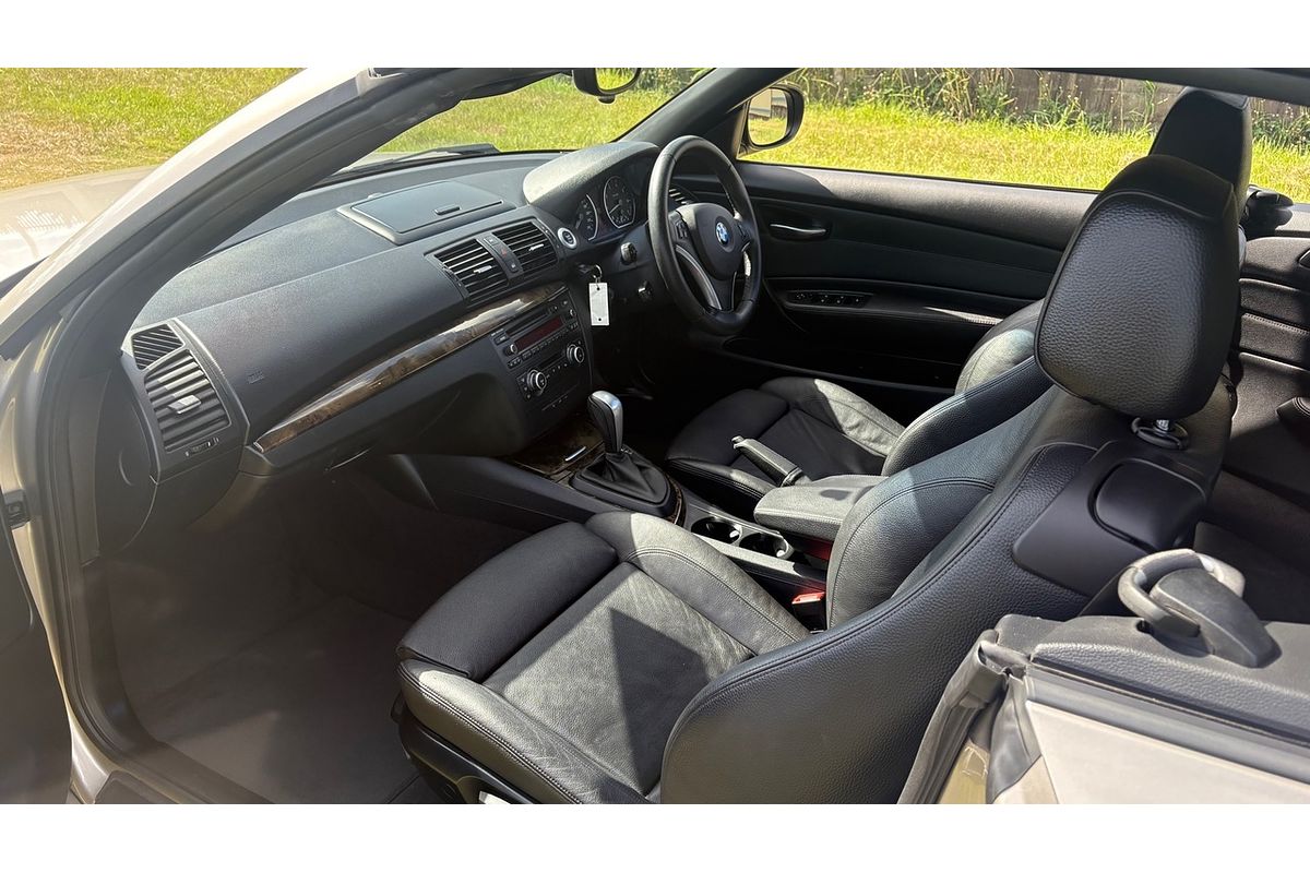 2010 BMW 120i E88 MY09