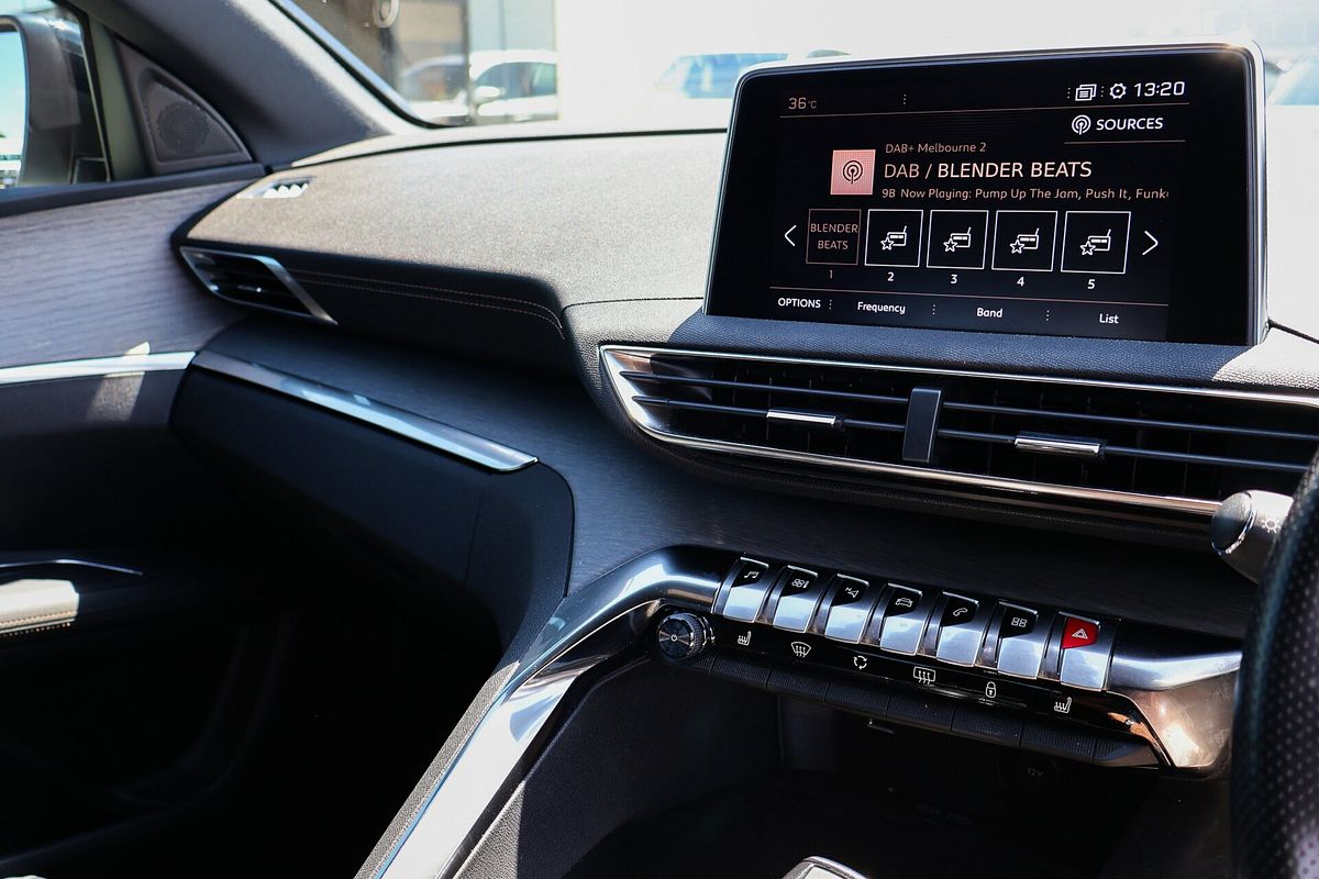 2020 Peugeot 3008 GT P84