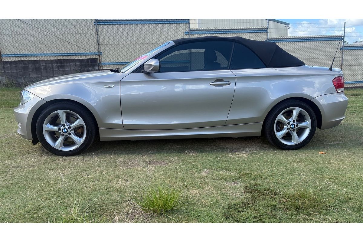 2010 BMW 120i E88 MY09
