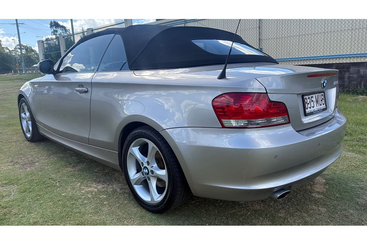 2010 BMW 120i E88 MY09