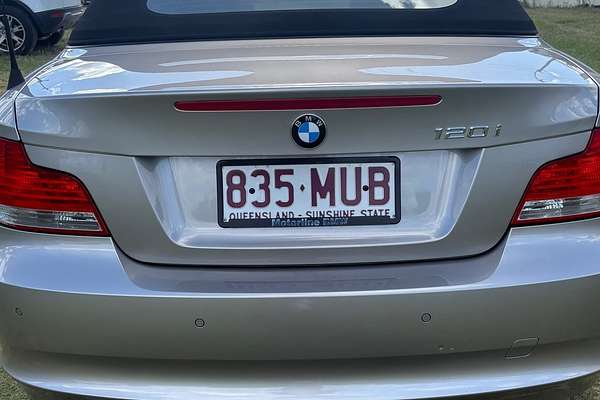 2010 BMW 120i E88 MY09