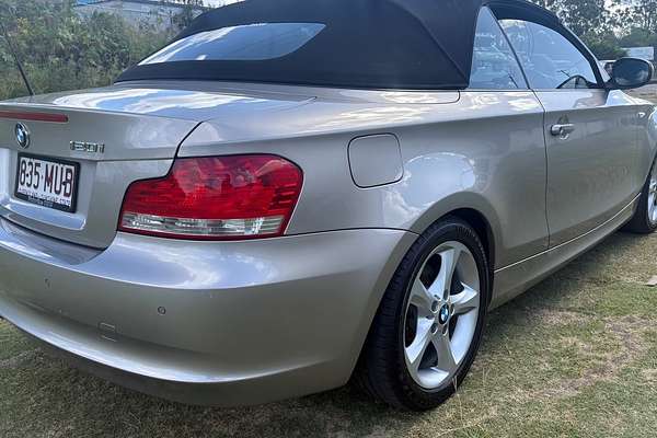 2010 BMW 120i E88 MY09