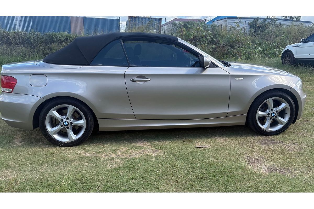 2010 BMW 120i E88 MY09