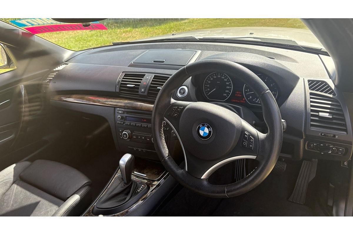 2010 BMW 120i E88 MY09