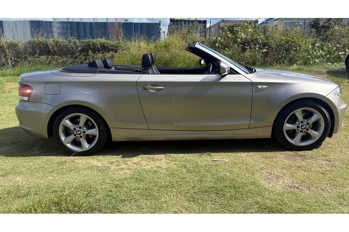 2010 BMW 120i E88 MY09