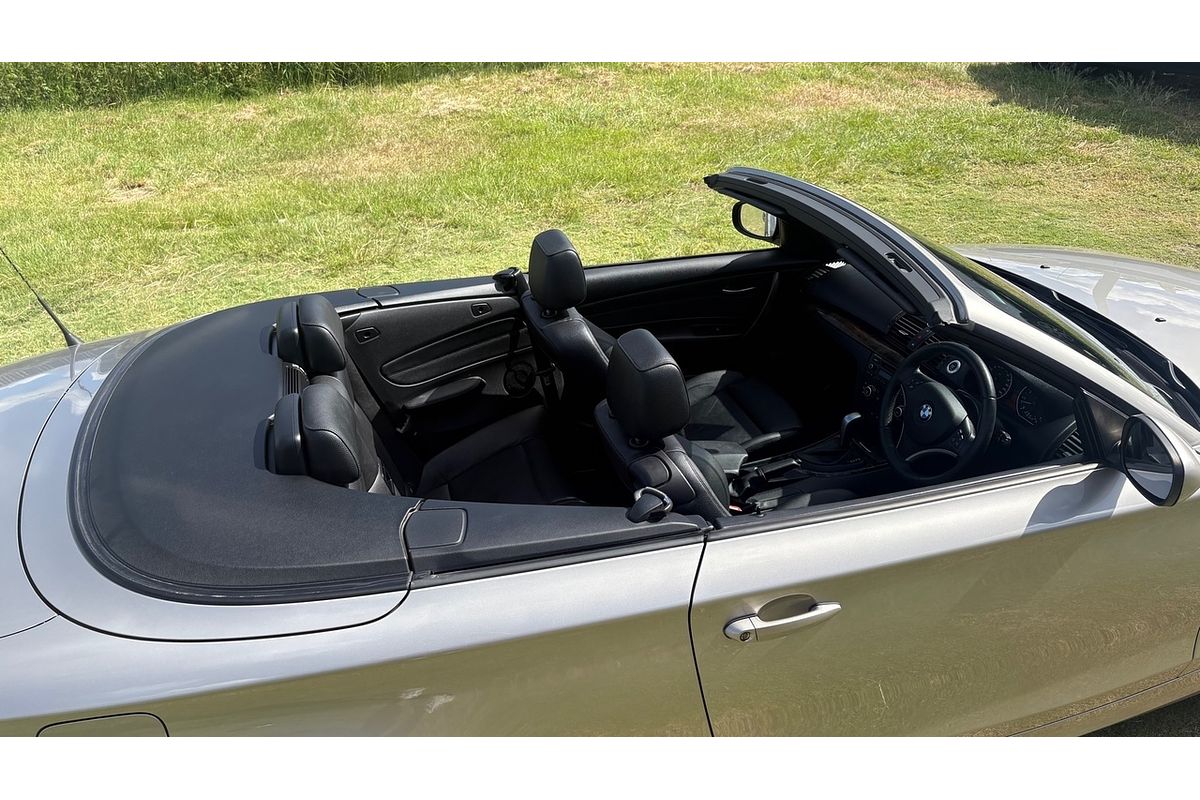2010 BMW 120i E88 MY09