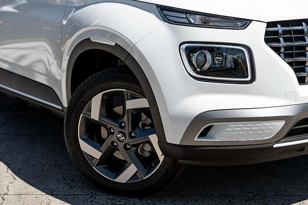 2024 Hyundai Venue Elite QX.V5