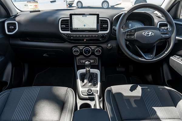 2024 Hyundai Venue Elite QX.V5