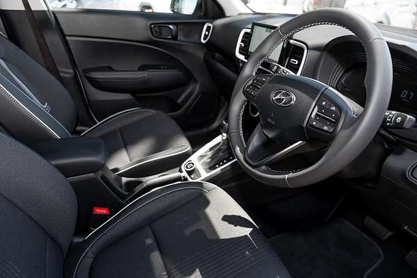 2024 Hyundai Venue Elite QX.V5