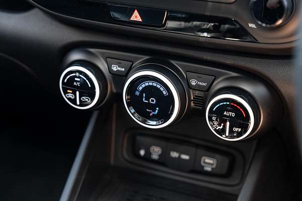 2024 Hyundai Venue Elite QX.V5