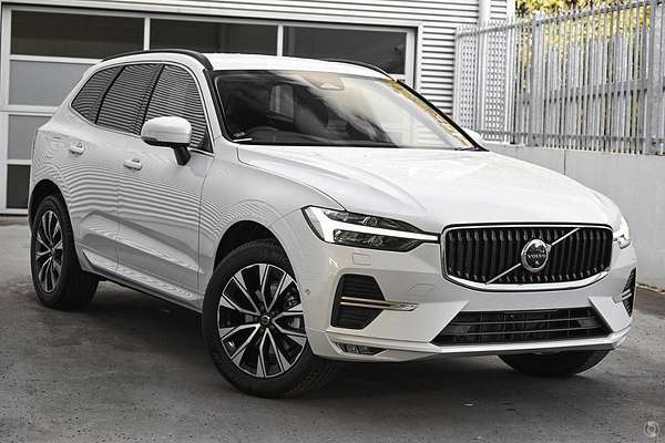 2024 Volvo XC60 Plus B5