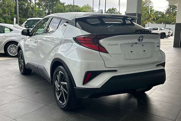 2022 Toyota CH-R Hybrid