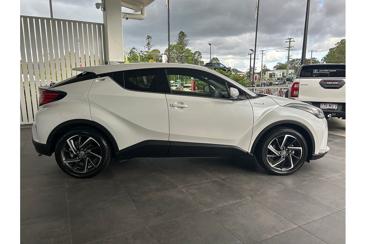 2022 Toyota CH-R Hybrid