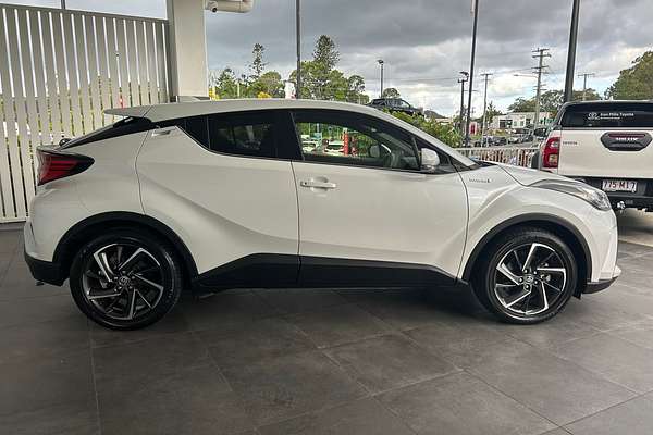 2022 Toyota CH-R Hybrid