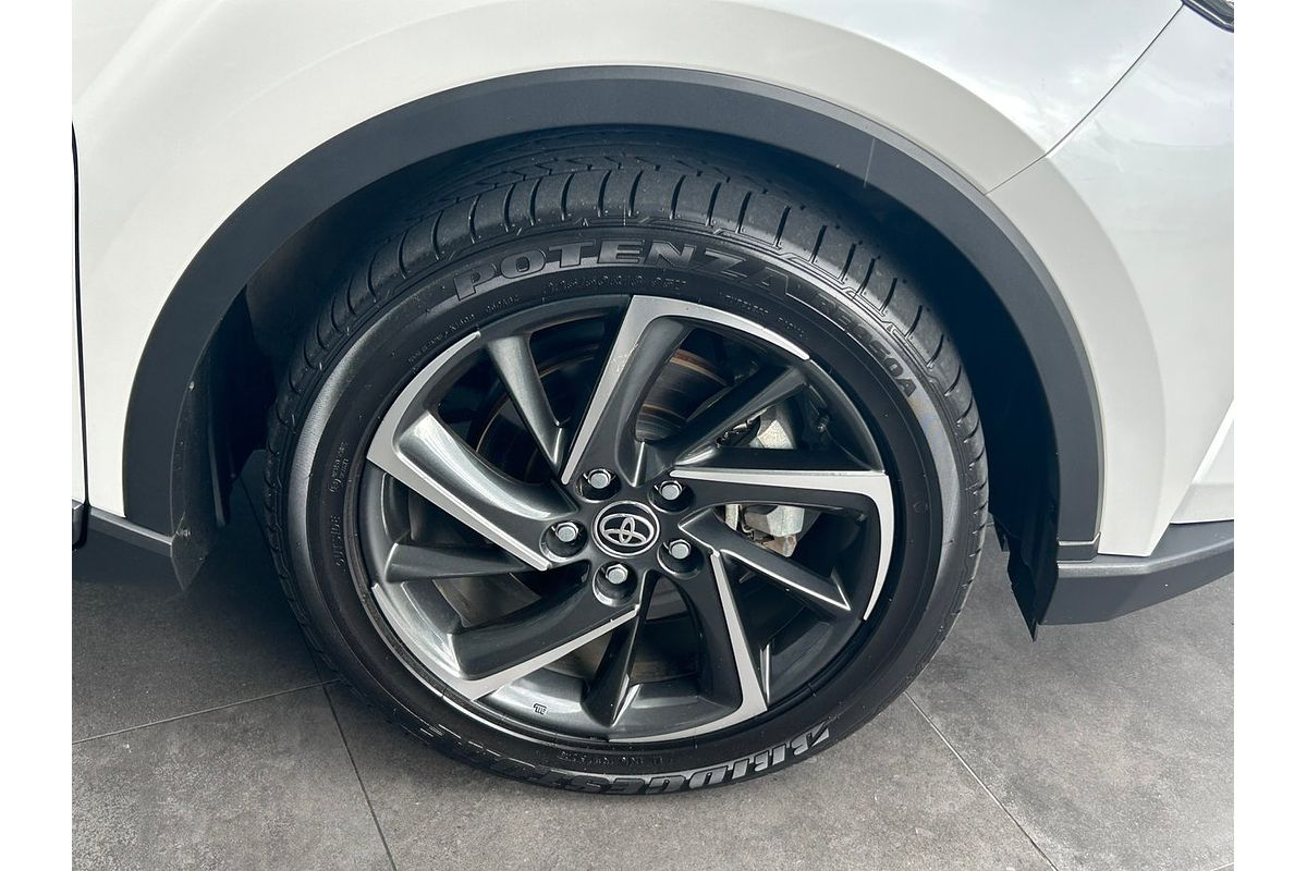 2022 Toyota CH-R Hybrid