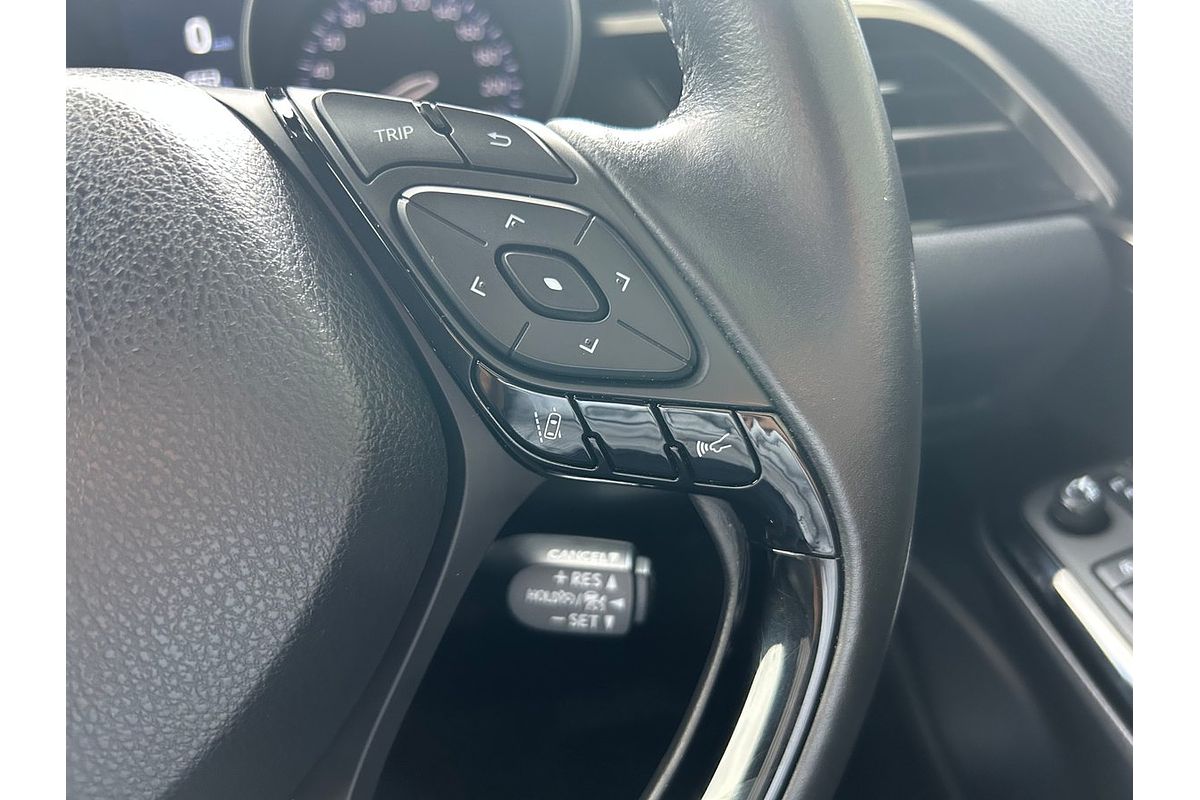 2022 Toyota CH-R Hybrid