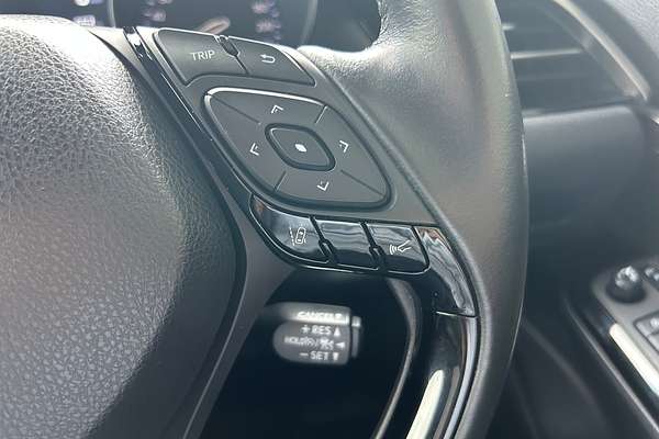 2022 Toyota CH-R Hybrid