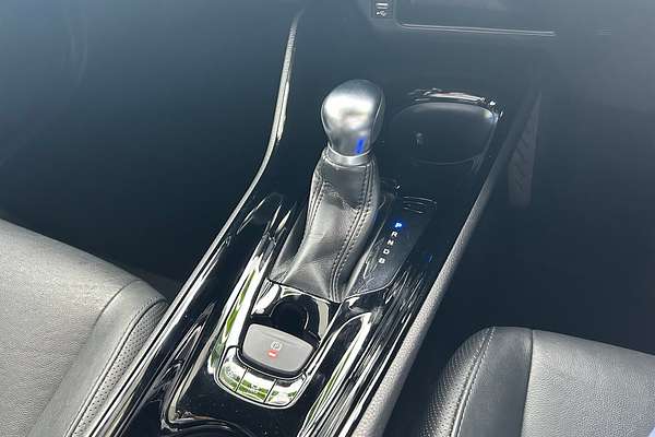 2022 Toyota CH-R Hybrid