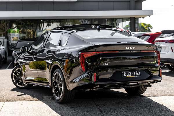 2025 Kia K4 GT-Line CL4m