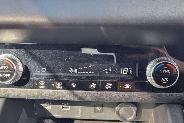 2021 Mitsubishi Outlander LS ZM