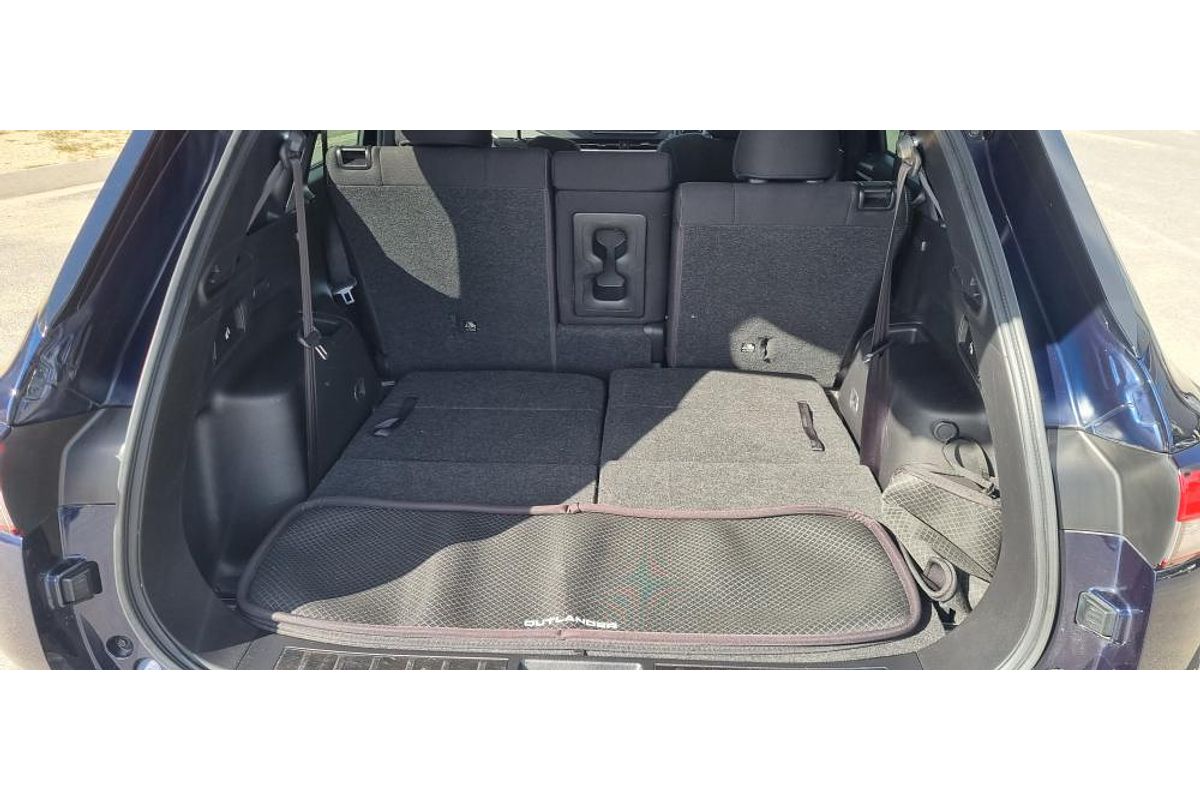 2021 Mitsubishi Outlander LS ZM