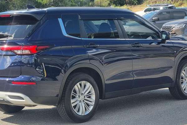 2021 Mitsubishi Outlander LS ZM