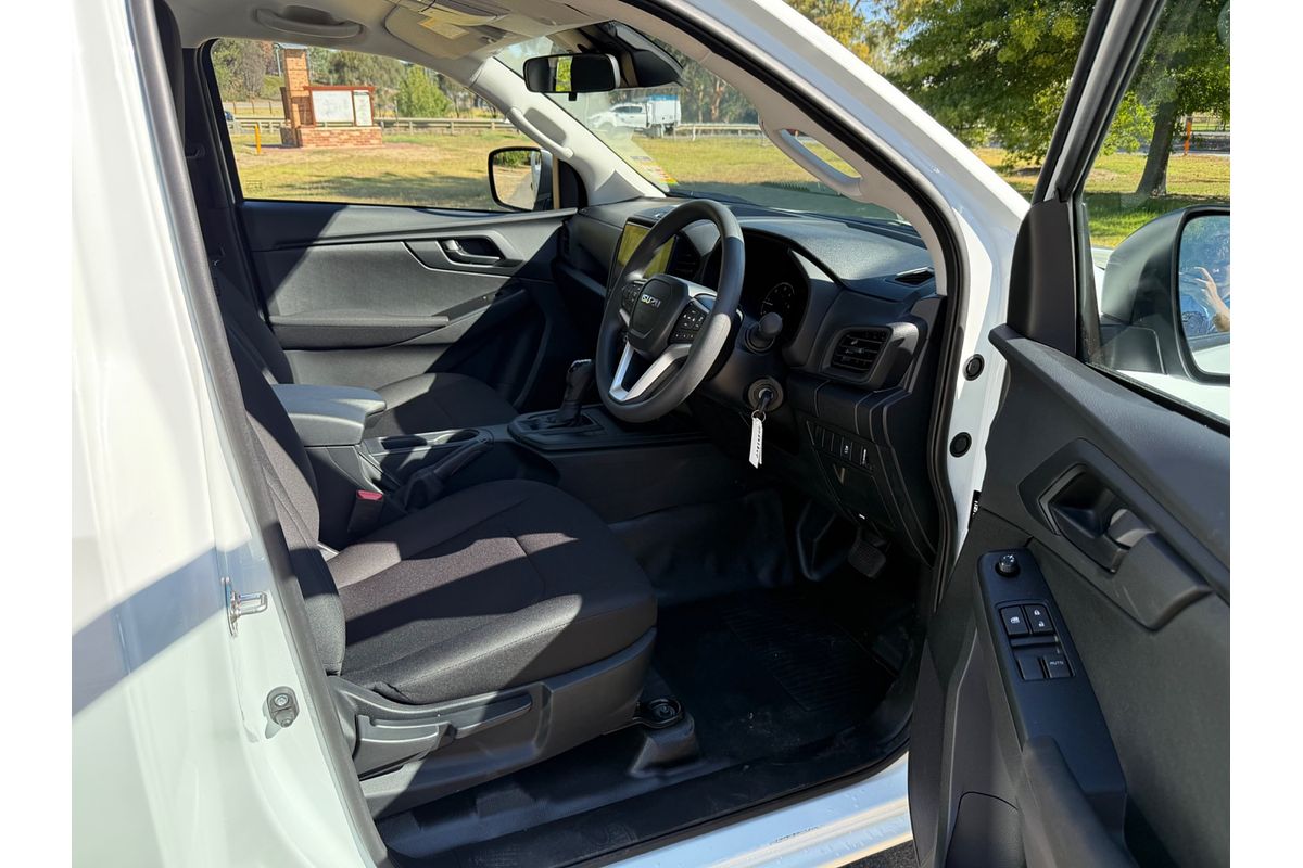 2024 Isuzu D-MAX SX High Ride Rear Wheel Drive