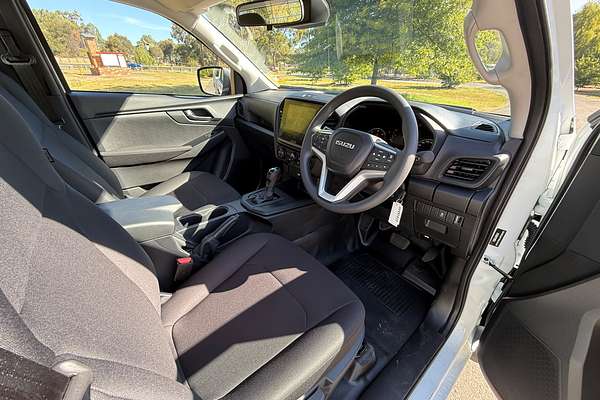 2024 Isuzu D-MAX SX High Ride Rear Wheel Drive