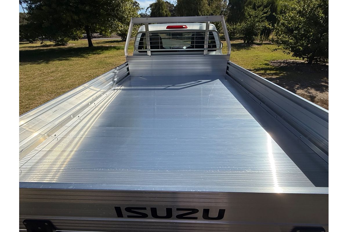 2024 Isuzu D-MAX SX High Ride Rear Wheel Drive