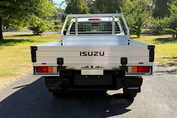 2024 Isuzu D-MAX SX High Ride Rear Wheel Drive