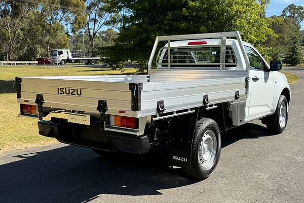2024 Isuzu D-MAX SX High Ride Rear Wheel Drive